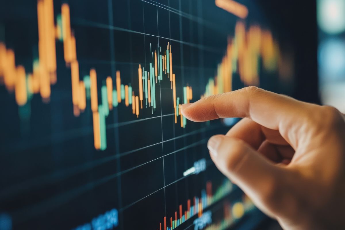 Gold Price Volatility: 10 Factors Driving Daily Swings